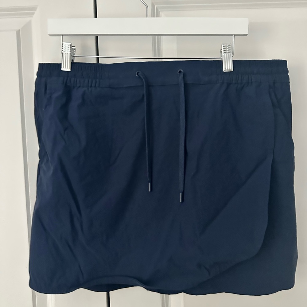 Eddie Bauer Navy Skort with Stretch Waist